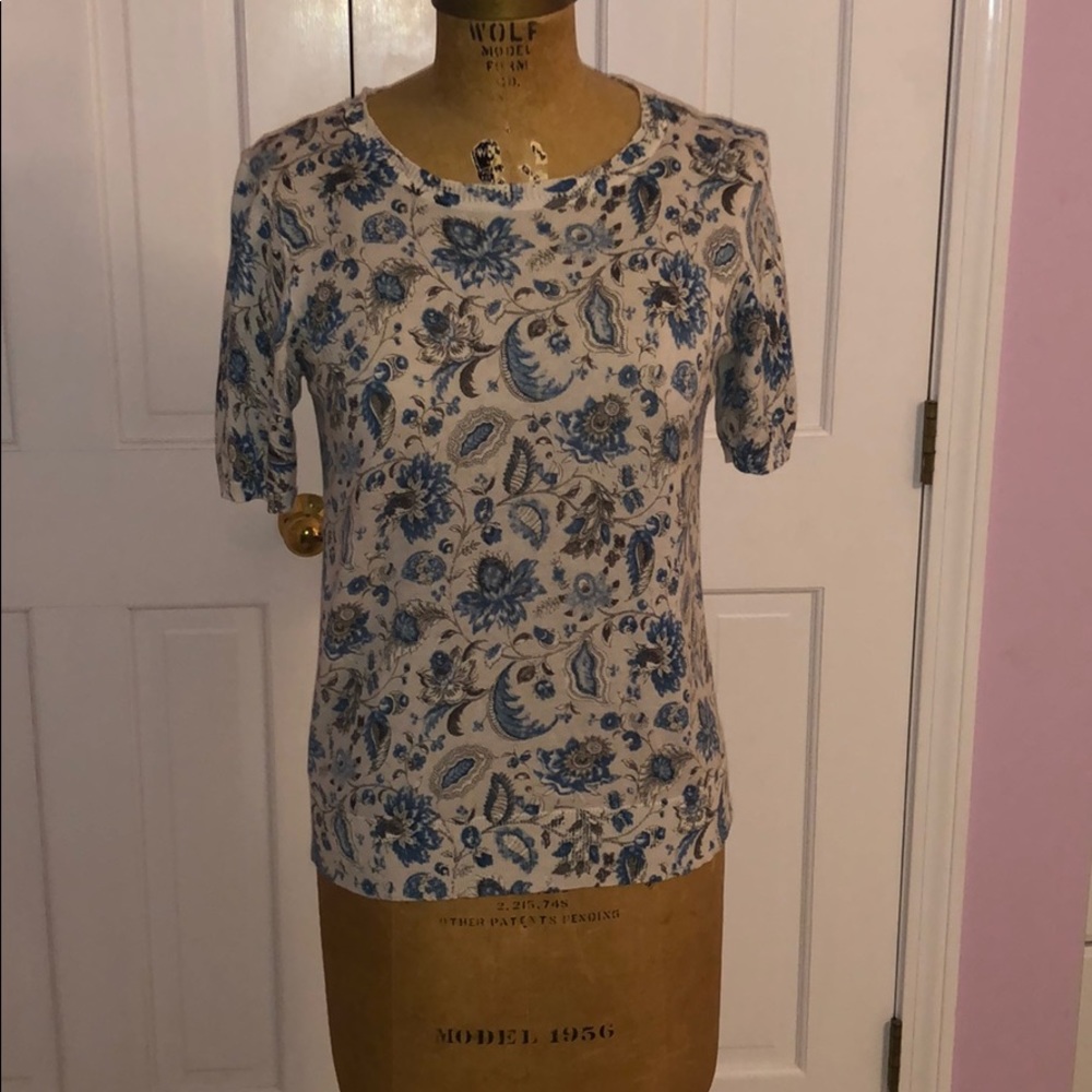 100% cotton short sleeve sweater with design